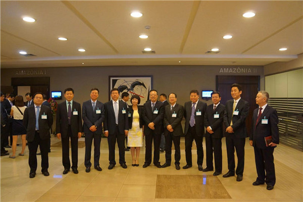 15組織陜西省經(jīng)貿(mào)代表團(tuán)出訪(fǎng)美國(guó)Organizing Shaanxi Economic and Trade Delegation to Visit America.jpg